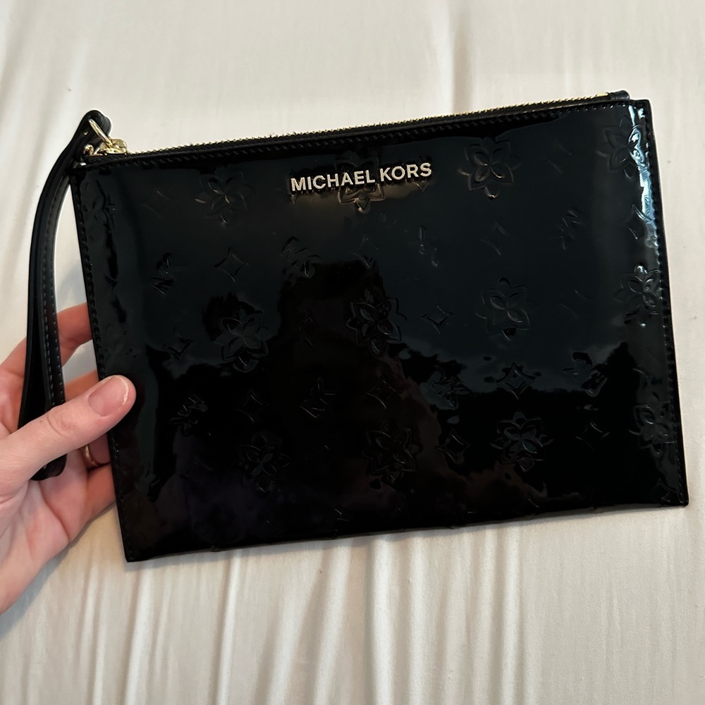 Michael kors clutch/wallet
